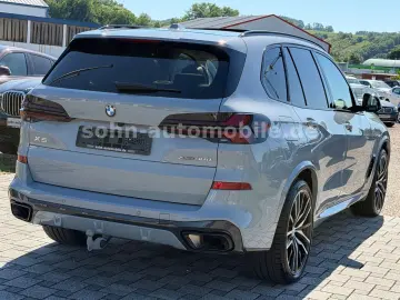 BMW X5 30d xDr M-Sport Pro 2-Achs B&W PanoSKY Massag