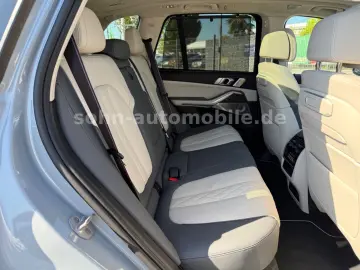 BMW X5 30d xDr M-Sport Pro 2-Achs B&W PanoSKY Massag