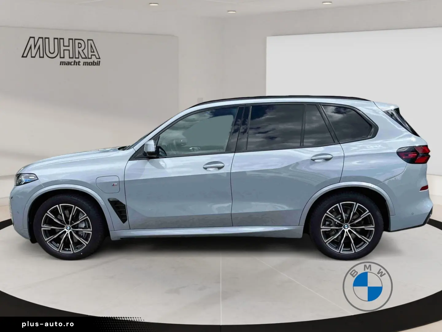 BMW X5 xDrive50e M Sport AHK DA PA Prof. Pano H K !!