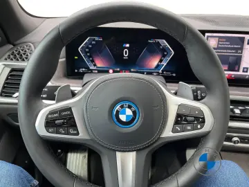 BMW X5 xDrive50e M Sport AHK DA PA Prof. Pano H K !!