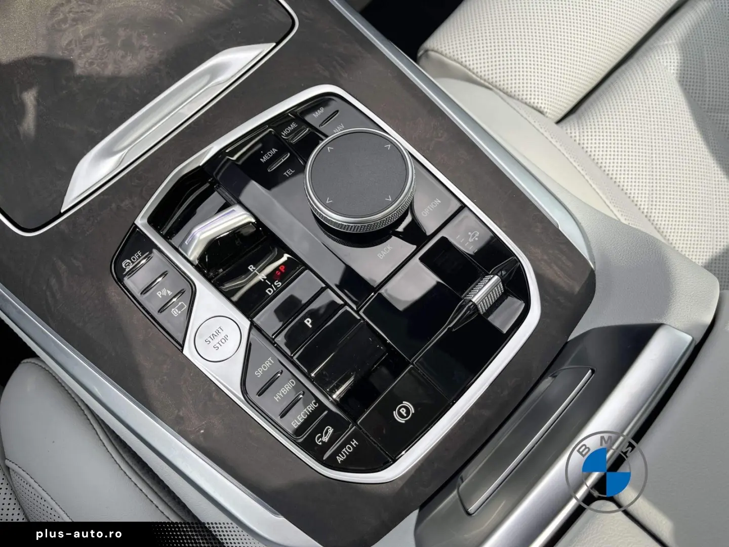 BMW X5 xDrive50e M Sport AHK DA PA Prof. Pano H K !!