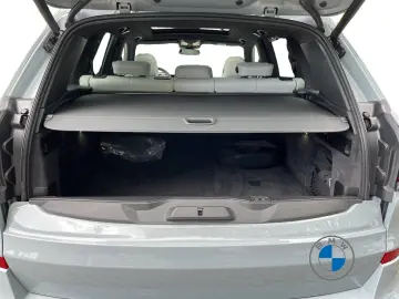 BMW X5 xDrive50e M Sport AHK DA PA Prof. Pano H K !!