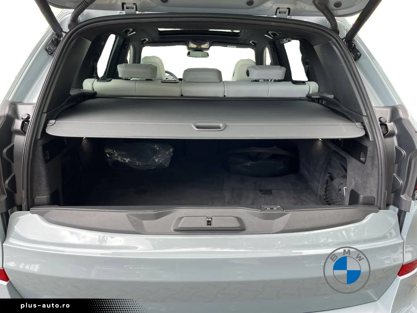 BMW X5 xDrive50e M Sport AHK DA PA Prof. Pano H K !!
