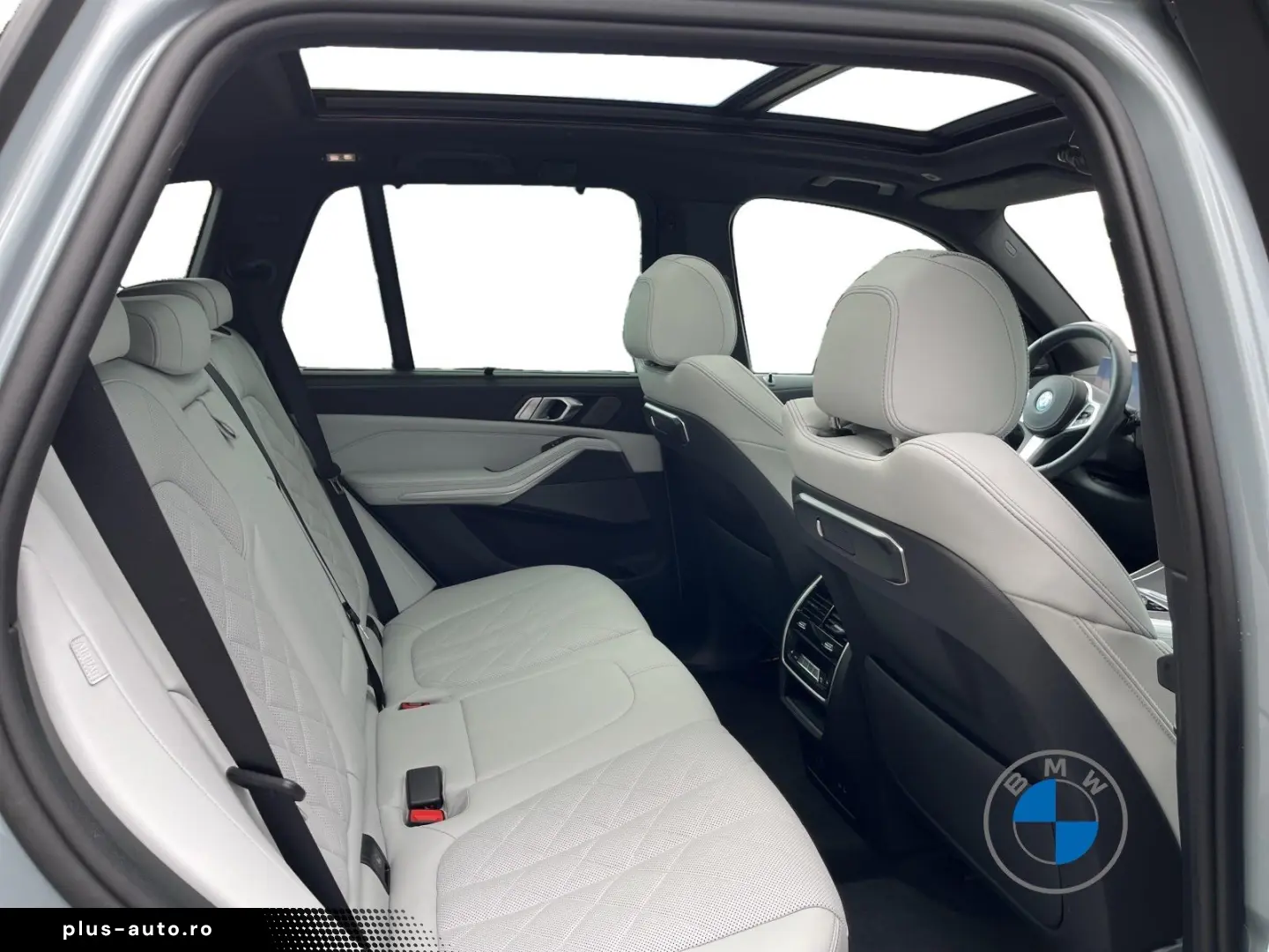 BMW X5 xDrive50e M Sport AHK DA PA Prof. Pano H K !!