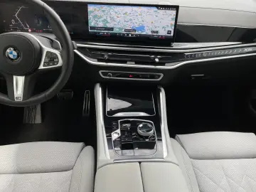 BMW X6 xDrive40d M Sportpaket Pro-Adaptives M Fahrwe