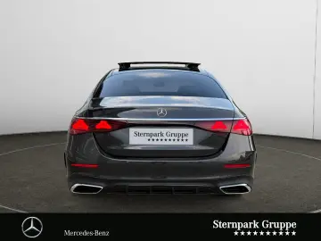 MERCEDES-BENZ E 220 d AMG Distro Pano Massage Night HuD