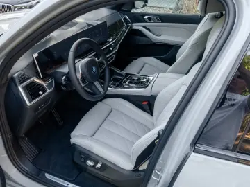BMW X5 50e M SP.PRO.LUFTF.DR.ASS.PANO.H K.360