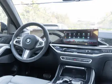 BMW X5 50e M SP.PRO.LUFTF.DR.ASS.PANO.H K.360