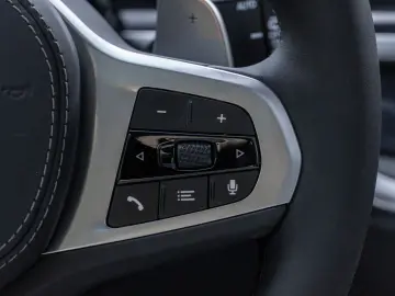 BMW X5 50e M SP.PRO.LUFTF.DR.ASS.PANO.H K.360