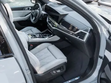 BMW X5 50e M SP.PRO.LUFTF.DR.ASS.PANO.H K.360