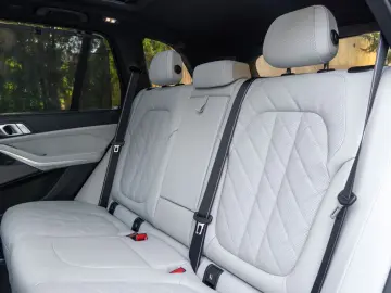 BMW X5 50e M SP.PRO.LUFTF.DR.ASS.PANO.H K.360