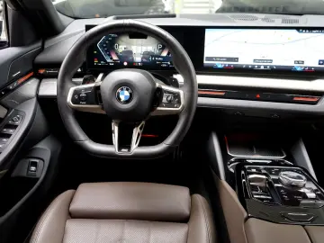 BMW 540xd M Sport Pro Individual 3xTV Head ACC H&K