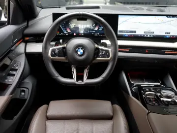 BMW 540xd M Sport Pro Individual 3xTV Head ACC H&K