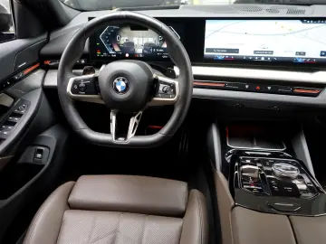 BMW 540xd M Sport Pro Individual 3xTV Head ACC H&K
