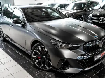 BMW 540xd M Sport Pro Individual 3xTV Head ACC H&K