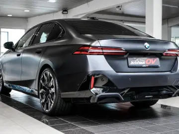BMW 540xd M Sport Pro Individual 3xTV Head ACC H&K