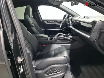 PORSCHE Cayenne Coupe Tiptronic ACC Bose HUD Lane Pano