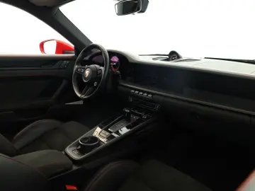 PORSCHE 911 Carrera GTS Carbon Matrix Glas Inno Lift 360