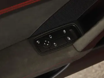 PORSCHE 911 Carrera GTS Carbon Matrix Glas Inno Lift 360