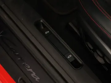 PORSCHE 911 Carrera GTS Carbon Matrix Glas Inno Lift 360