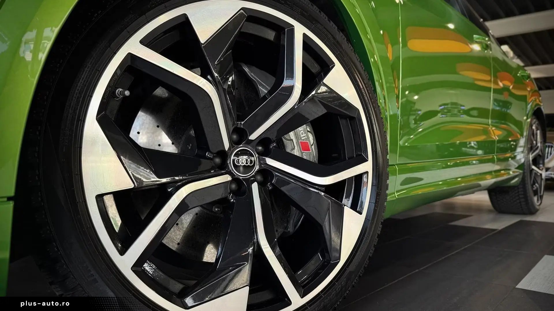 Audi RSQ8 4.0 TFSI Quattro   Finanțare Leasing