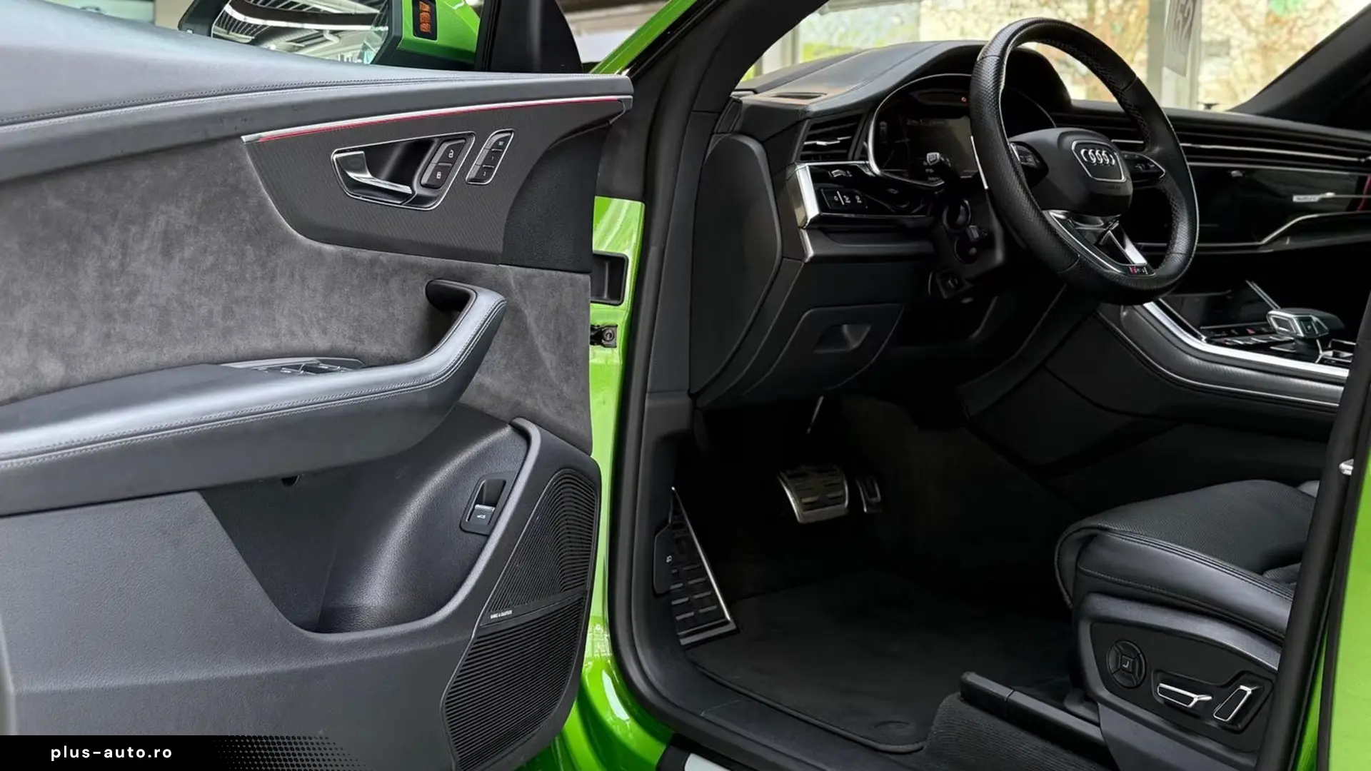 Audi RSQ8 4.0 TFSI Quattro   Finanțare Leasing