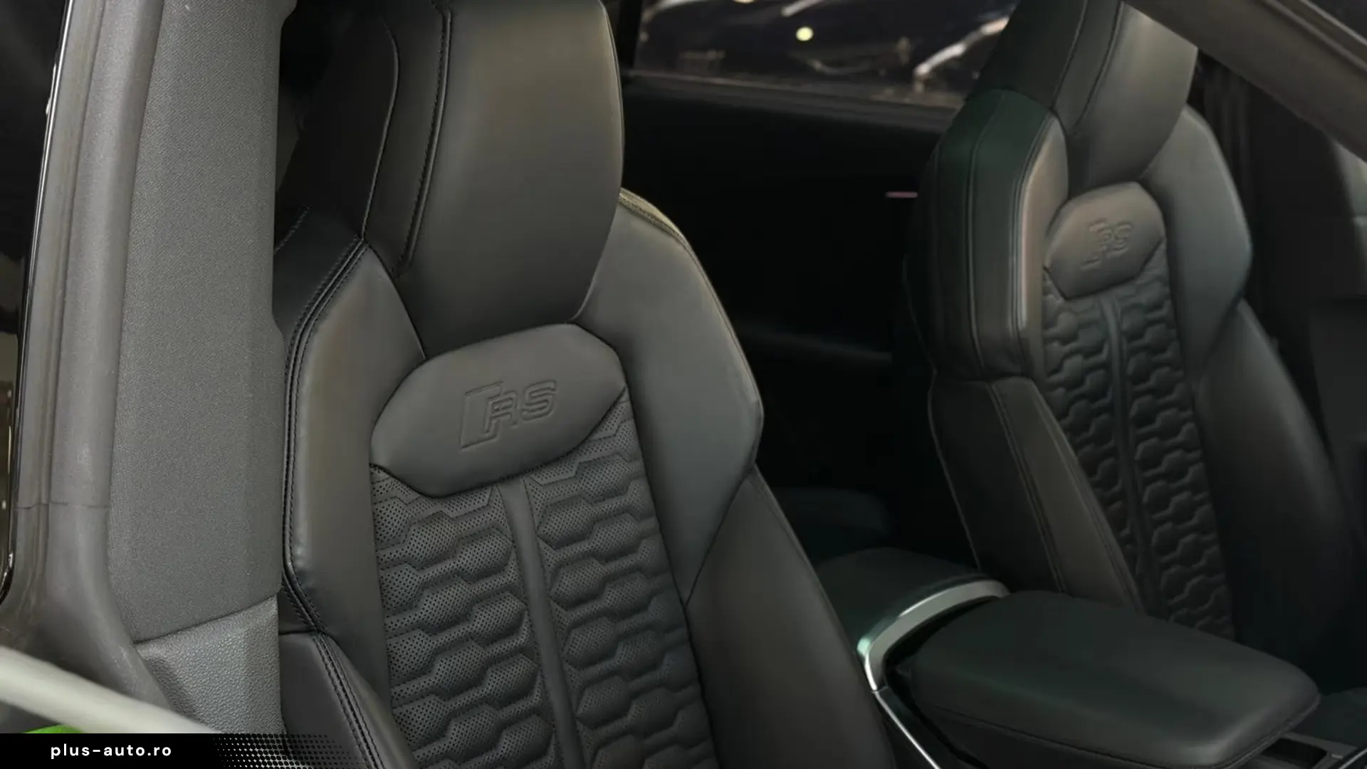 Audi RSQ8 4.0 TFSI Quattro   Finanțare Leasing