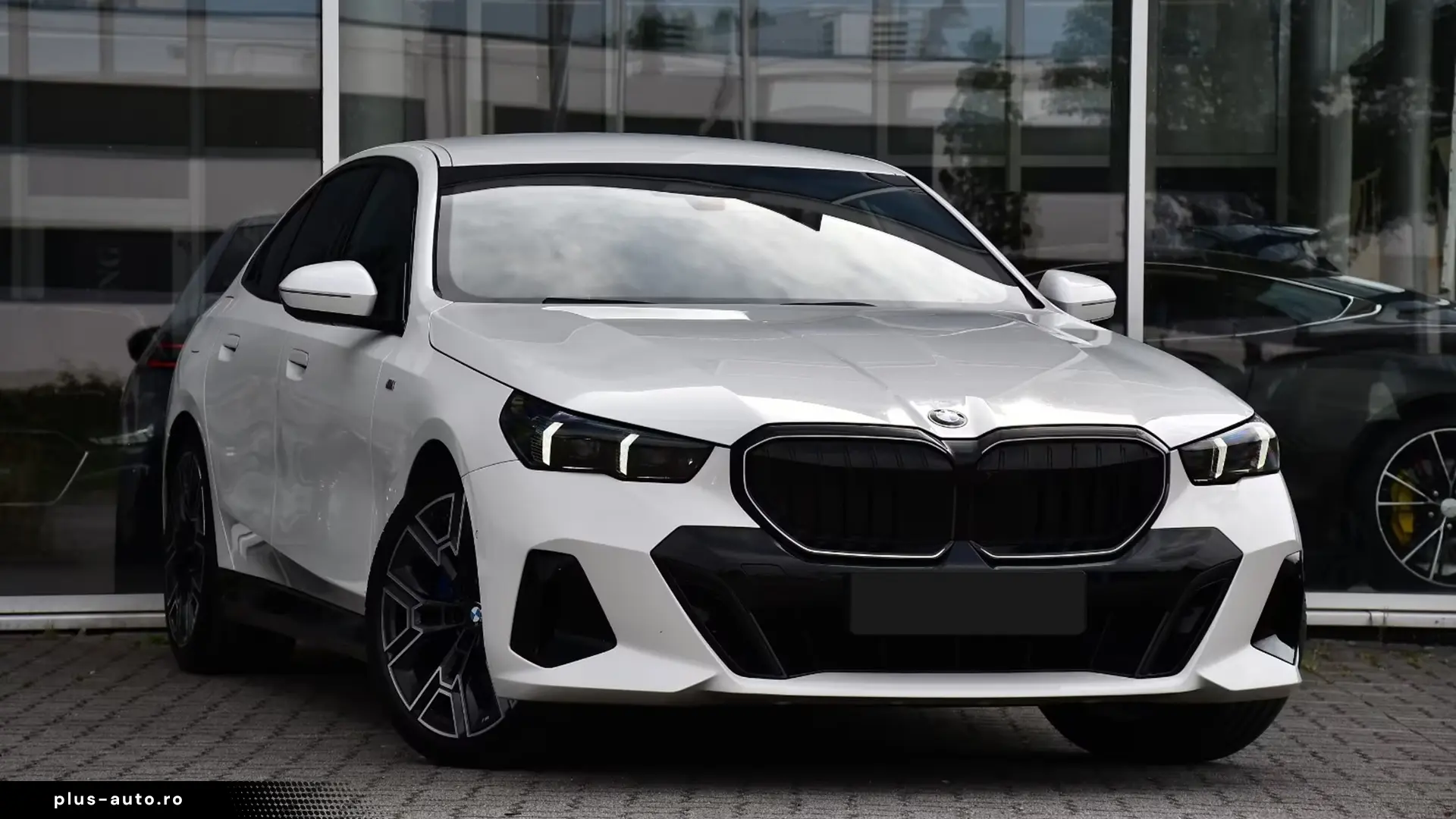 BMW 520d xDrive M Sport PRO   Finanțare Leasing