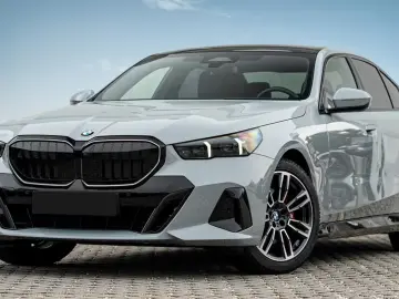 BMW 520d xDrive M Sport Pro Pano ACC   Finanțare Leasing