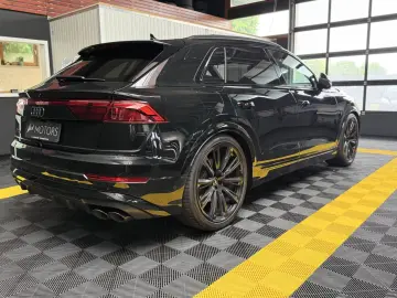 AUDI SQ8 4.0TFSI QUATTRO COMP.PLUS S.BELÜ PANO PANO