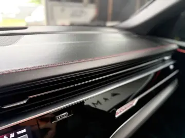 AUDI SQ8 4.0TFSI QUATTRO COMP.PLUS S.BELÜ PANO PANO