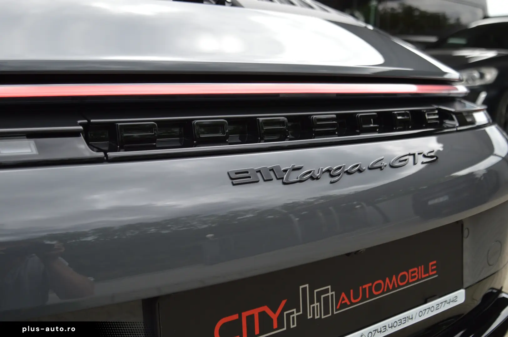 PORSCHE 911 TARGA 4 GTS