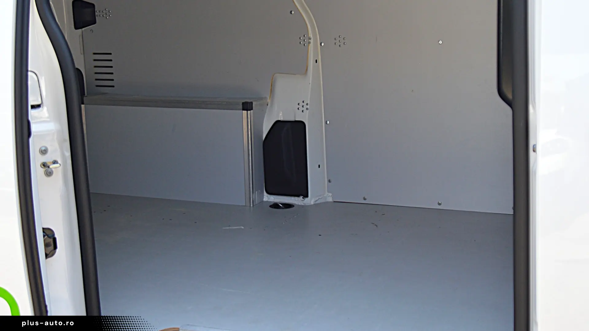 OPEL VIVARO ELECTRIC 50KW