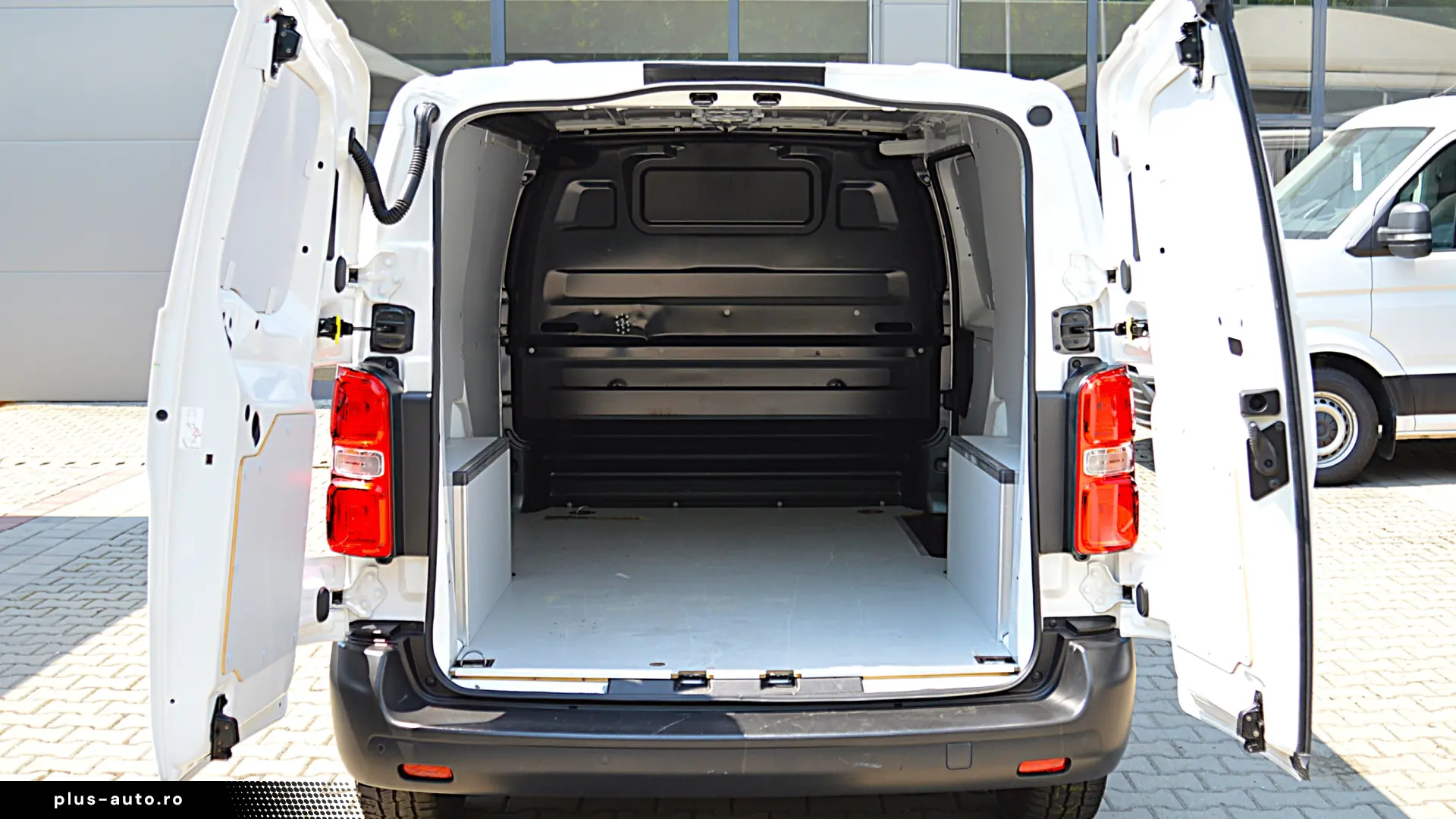 OPEL VIVARO ELECTRIC 50KW