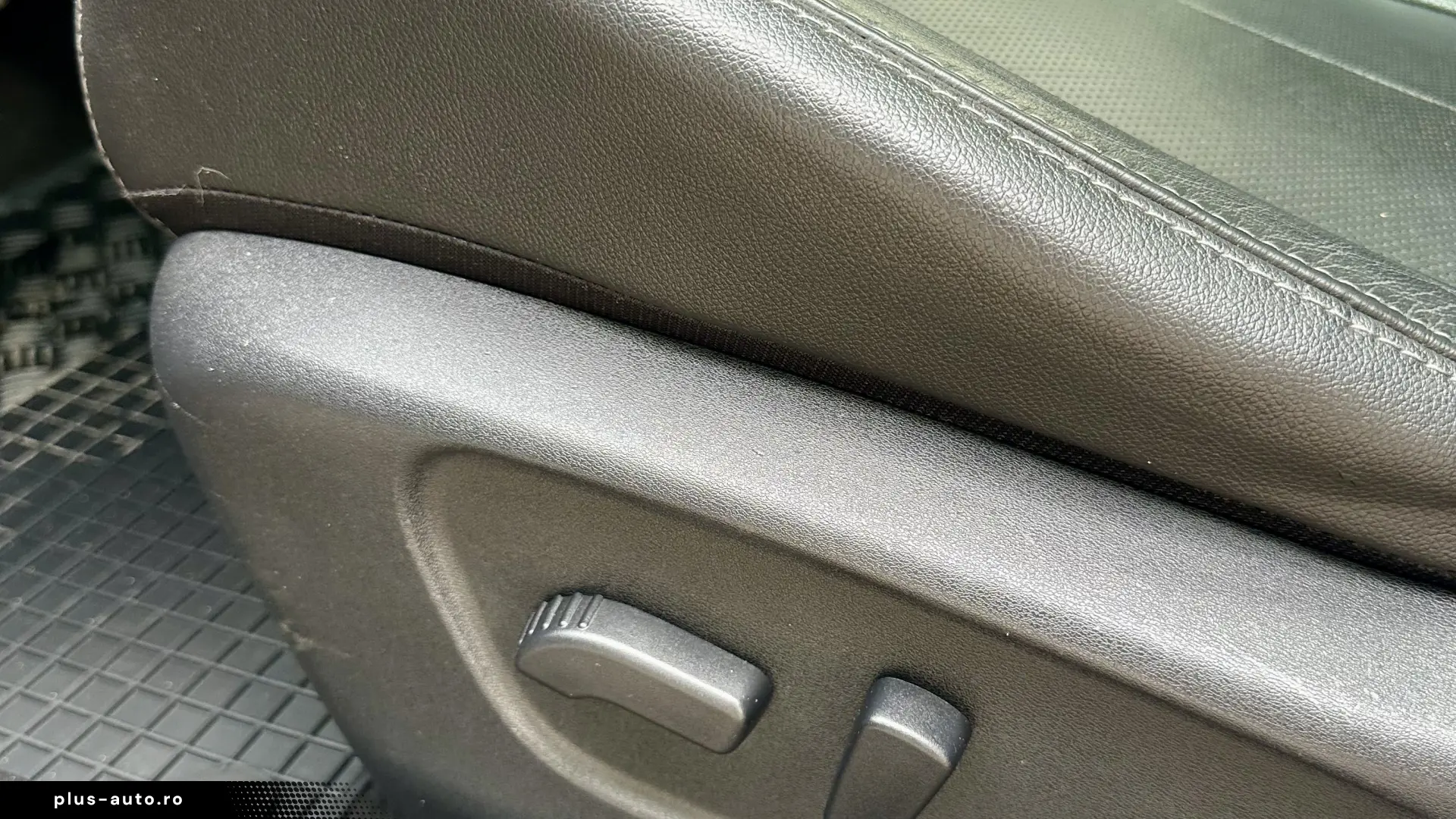 Nissan Qashqai Tekna 134.000km Incalzire Rate Garantie