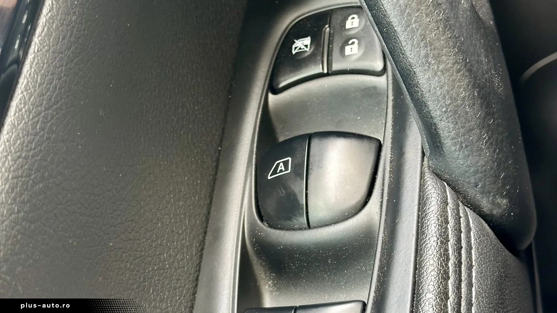Nissan Qashqai Tekna 134.000km Incalzire Rate Garantie