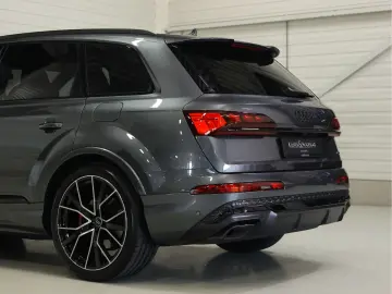 Audi Q7 - 60 TFSI e Quattro Competition