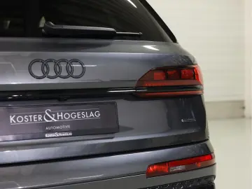 Audi Q7 - 60 TFSI e Quattro Competition