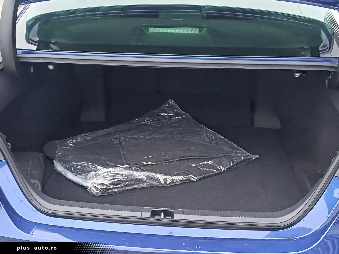 Toyota Camry Dynamic 2.5 Hybrid 218 Cp