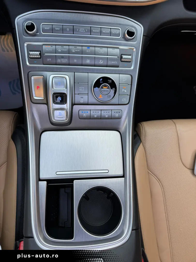 Hyundai Santa Fe 1.6 HEV 4WD Signature