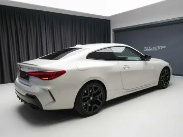 BMW M440i