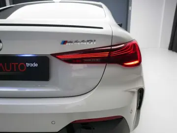 BMW M440i