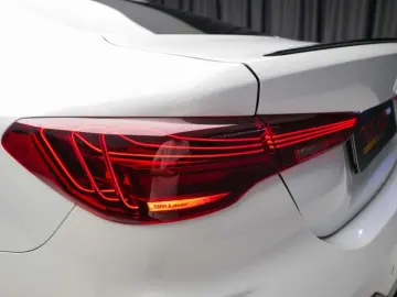 BMW M440i
