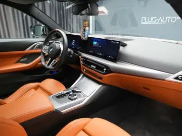 BMW M440i