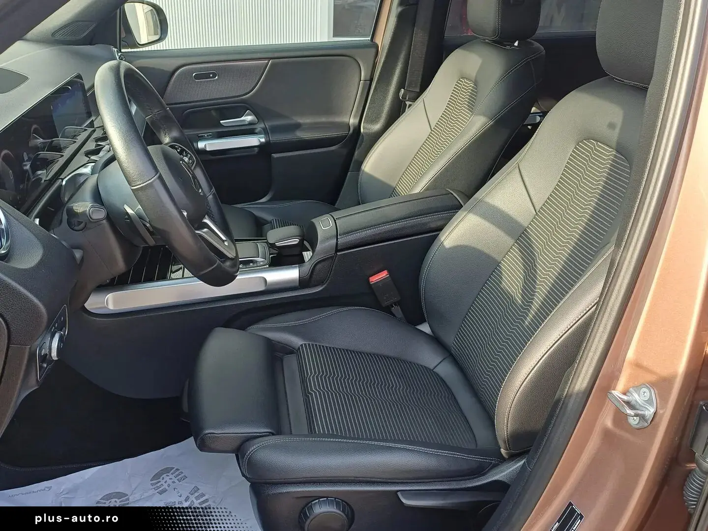 Mercedes-Benz Glb 200 1.3 benzina 163CP 7 locuri