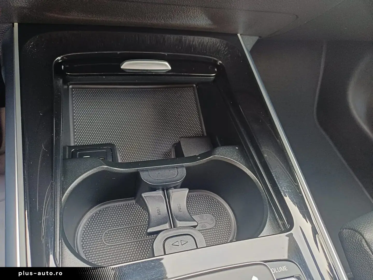 Mercedes-Benz Glb 200 1.3 benzina 163CP 7 locuri