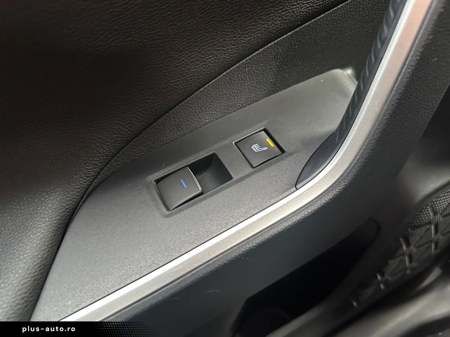 TOYOTA RAV 4 Plug-in Hybrid 4x4  LED el. Heck 4xSHZ CAM