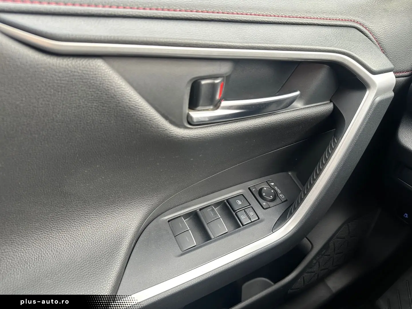 TOYOTA RAV 4 Plug-in Hybrid 4x4  LED el. Heck 4xSHZ CAM