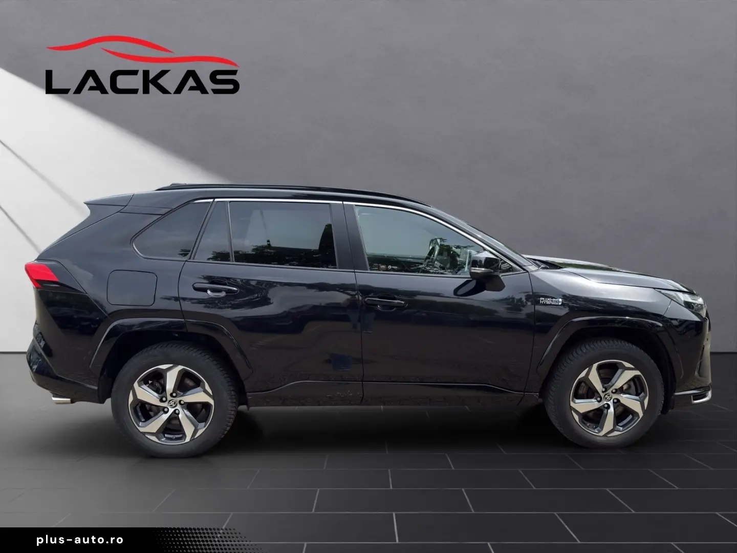 TOYOTA RAV 4 PLUG-IN 4x4 COMFORT ALLWETTERREIFEN AHK