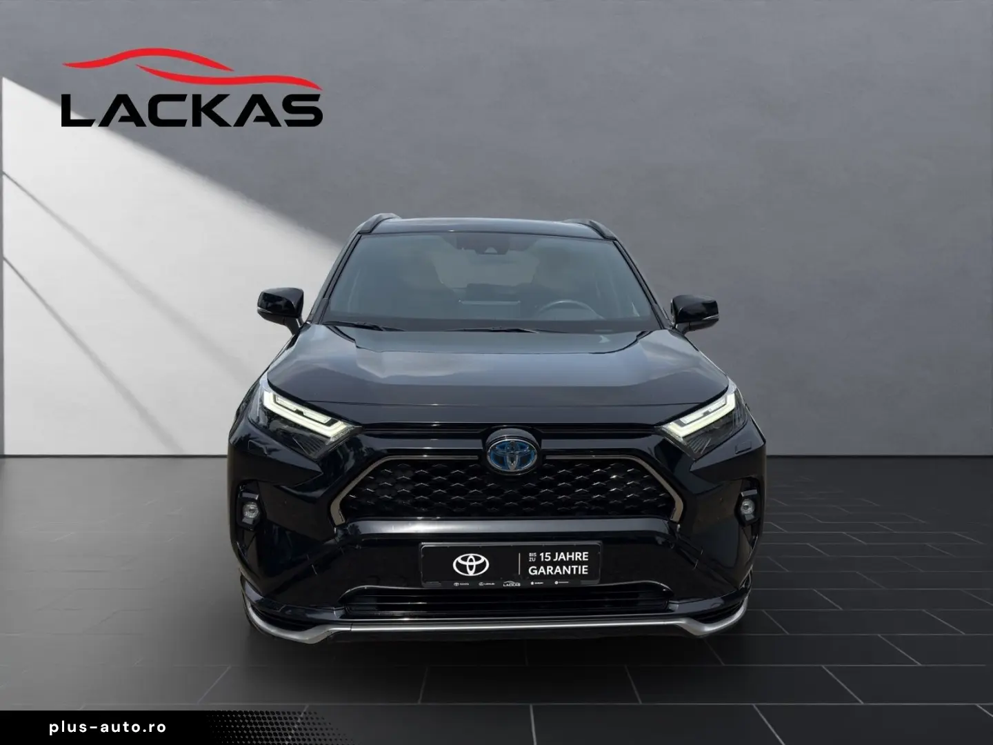 TOYOTA RAV 4 PLUG-IN 4x4 COMFORT ALLWETTERREIFEN AHK
